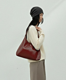 PHOENIX ORIGIN（フェニックス オリジン）の「Large Wax Leather Shoulder Bag - RED（ショルダーバッグ）」