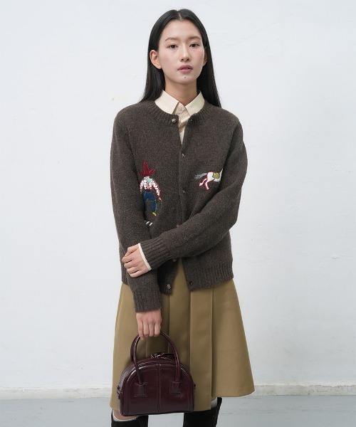 GENERAL IDEA（ジェネラルアイデア）の「【GENERAL IDEA】カウボーイクルーネックカーディガン / COWBOY CREW NECK CARDIGAN（カーディガン/ボレロ・レディース・ブラウン/ライム/ネイビー/チャコール・S/M/L）」の19枚目の写真