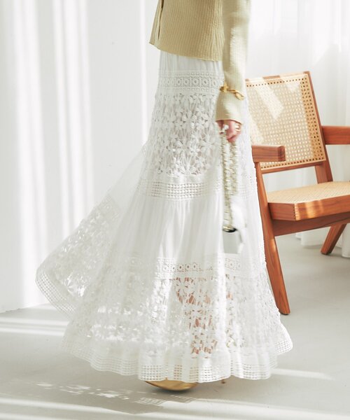 La boutique BonBon（ラブティックボンボン）の「コットンレースティアードマキシスカート（スカート・レディース・サックスブルー/ホワイト・FREE）」の14枚目の写真