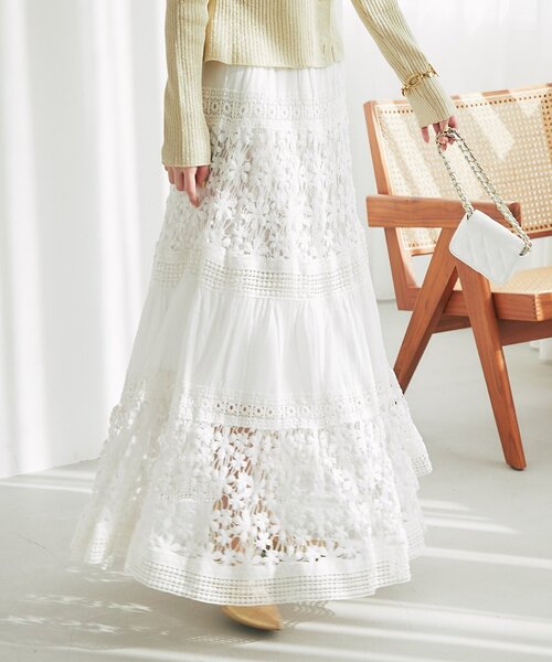 La boutique BonBon（ラブティックボンボン）の「コットンレースティアードマキシスカート（スカート・レディース・サックスブルー/ホワイト・FREE）」の15枚目の写真