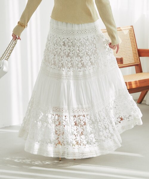 La boutique BonBon（ラブティックボンボン）の「コットンレースティアードマキシスカート（スカート・レディース・サックスブルー/ホワイト・FREE）」の17枚目の写真