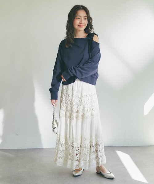 La boutique BonBon(ラブティックボンボン)の「【今すぐお届け】コットンレースティアードマキシスカート(スカート・レディース・サックスブルー/ホワイト・FREE)」の21枚目の写真