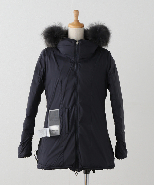 B.C STOCK（ベーセーストック）の「【WEB＋一部店舗限定】TATRAS / タトラス OLSAVA（ダウンジャケット/コート・レディース・アイボリー/ブラック/ネイビー・MEDIUM/LARGE）」の12枚目の写真