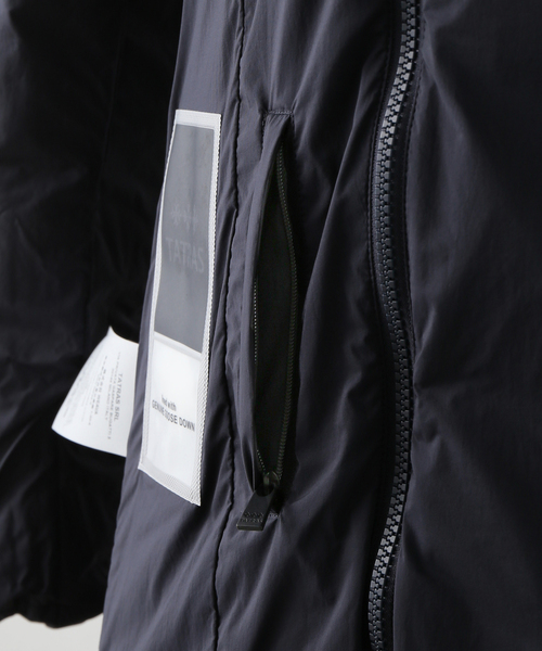 B.C STOCK（ベーセーストック）の「【WEB＋一部店舗限定】TATRAS / タトラス OLSAVA（ダウンジャケット/コート・レディース・アイボリー/ブラック/ネイビー・MEDIUM/LARGE）」の14枚目の写真