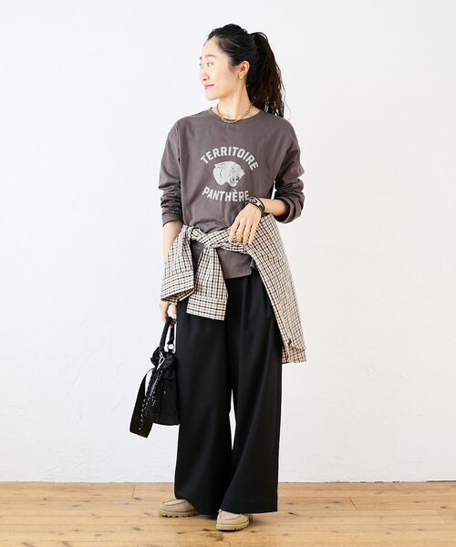 le.coeur blanc（ルクールブラン）の「ヴィンテージライクロゴロングTシャツ（Tシャツ/カットソー・レディース・ダークグレー/オフホワイト・38）」の8枚目の写真