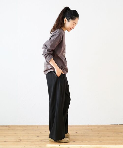 le.coeur blanc（ルクールブラン）の「ヴィンテージライクロゴロングTシャツ（Tシャツ/カットソー・レディース・ダークグレー/オフホワイト・38）」の4枚目の写真