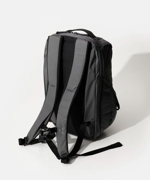 MYSTERY RANCH（ミステリーランチ）の「MYSTERY RANCH RIPRUCK 24 ミステリーランチ リップラック 24L バックパック（バックパック/リュック・メンズ・グレー系1/ブラック系1/ブラウン系1/グリーン系1・FREE）」の6枚目の写真