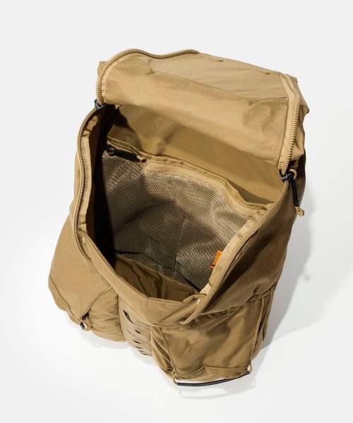 MYSTERY RANCH（ミステリーランチ）の「MYSTERY RANCH RIPRUCK 24 ミステリーランチ リップラック 24L バックパック（バックパック/リュック・メンズ・グレー系1/ブラック系1/ブラウン系1/グリーン系1・FREE）」の11枚目の写真