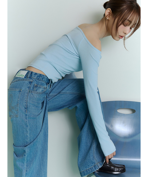 Bb' BENETTON(ビーフラットベネトン)の「ストレートウォッシュデニムパンツ(ライトブルー)(デニムパンツ・レディース・その他・S/M)」の4枚目の写真