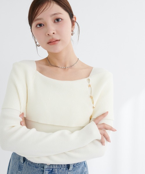 natural couture(ナチュラルクチュール)の「オフショルデザインニット(ニット/セーター・レディース・ラベンダー/ネイビー/ピンク/アイボリー/サックスブルー/ブラック・FREE)」の2枚目の写真