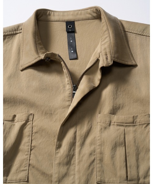 wjk(ダヴルジェイケイ)の「front-zip shirt H/S(シャツ/ブラウス・メンズ・ブラック/ベージュ・SMALL/MEDIUM/LARGE/X-LARGE)」の10枚目の写真