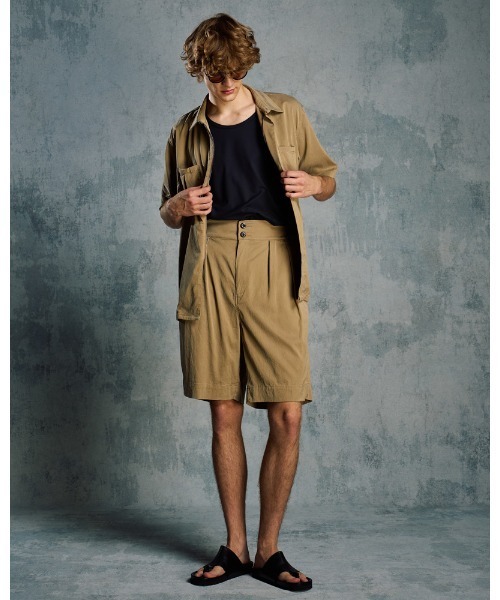 wjk(ダヴルジェイケイ)の「front-zip shirt H/S(シャツ/ブラウス・メンズ・ブラック/ベージュ・SMALL/MEDIUM/LARGE/X-LARGE)」の20枚目の写真