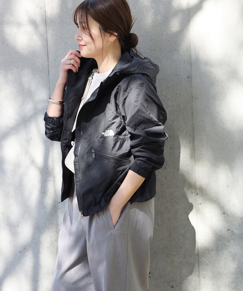 THE NORTH FACE（ザノースフェイス）の「《追加》【THE NORTH FACE/ ザノースフェイス】Short Compact Jacket（ナイロンジャケット・レディース・ブラック/アイボリー/カーキ・LARGE）」の11枚目の写真