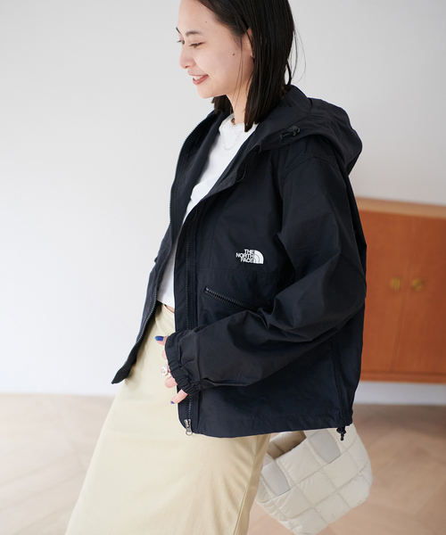 THE NORTH FACE（ザノースフェイス）の「《追加》【THE NORTH FACE/ ザノースフェイス】Short Compact Jacket（ナイロンジャケット・レディース・ブラック/アイボリー/カーキ・LARGE）」の18枚目の写真