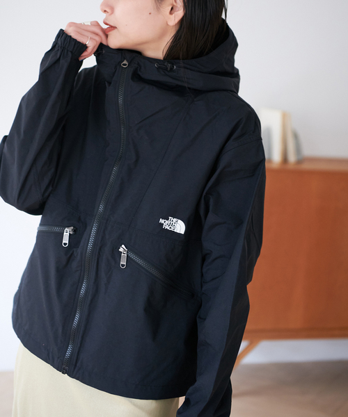THE NORTH FACE（ザノースフェイス）の「《追加》【THE NORTH FACE/ ザノースフェイス】Short Compact Jacket（ナイロンジャケット・レディース・ブラック/アイボリー/カーキ・LARGE）」の19枚目の写真