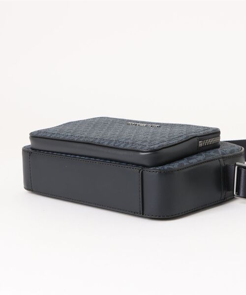 MICHAEL KORS(マイケルコース)の「EW FLIGHT BAG クロスボディ(ショルダーバッグ・メンズ・ブルー系その他・FREE)」の3枚目の写真