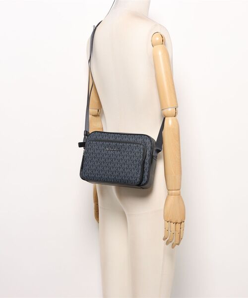 MICHAEL KORS(マイケルコース)の「EW FLIGHT BAG クロスボディ(ショルダーバッグ・メンズ・ブルー系その他・FREE)」の5枚目の写真