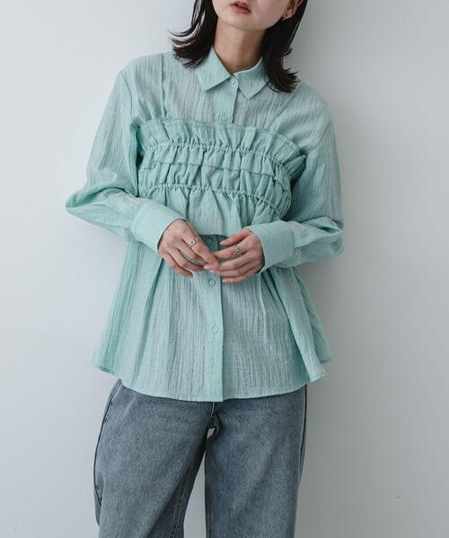 SENSE OF PLACE by URBAN RESEARCH（センスオブプレイスバイアーバンリサーチ）の「シャーリングビスチェセットシャツ（シャツ/ブラウス・レディース・ブラック/ミント/ホワイト系その他・ONE）」の3枚目の写真