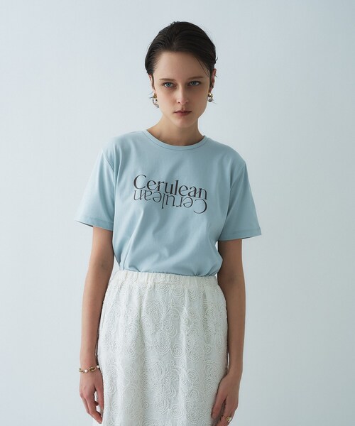 cloenc(クロエンス)の「ロゴプリントTシャツ|リサイクルポリエステル(Tシャツ/カットソー・レディース・サックスブルー系1/グレー系1/グレー系/サックスブルー系/ホワイト系2/ホワイト系1・02)」の8枚目の写真