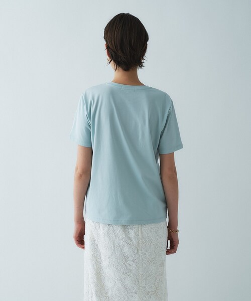 cloenc(クロエンス)の「ロゴプリントTシャツ|リサイクルポリエステル(Tシャツ/カットソー・レディース・サックスブルー系1/グレー系1/グレー系/サックスブルー系/ホワイト系2/ホワイト系1・02)」の14枚目の写真