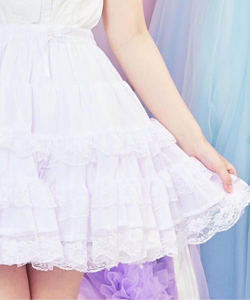 BODYLINE（ボディライン）の「ミニ丈ボリューミーレースパニエ（スカート・レディース・ホワイト/オフホワイト/ブラック・M）」の18枚目の写真