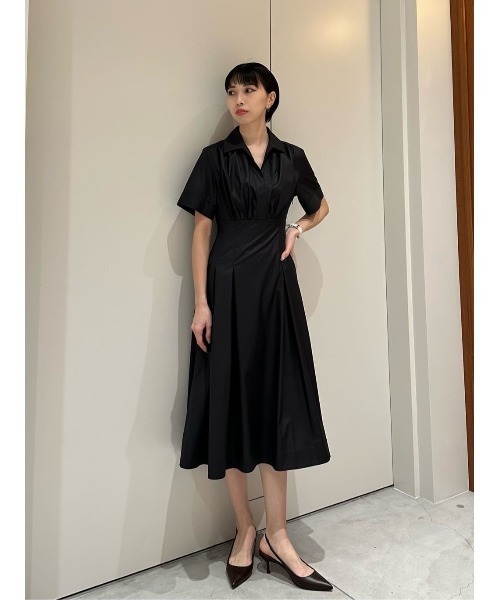 ESTNATION(エストネーション)の「ESTNATION / ギャザーシャツ フレアワンピース(ワンピース・レディース・ベージュ/ブラック・38/36)」の18枚目の写真