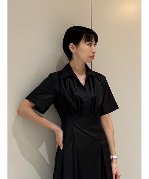 ESTNATION(エストネーション)の「ESTNATION / ギャザーシャツ フレアワンピース(ワンピース・レディース・ベージュ/ブラック・38/36)」の20枚目の写真