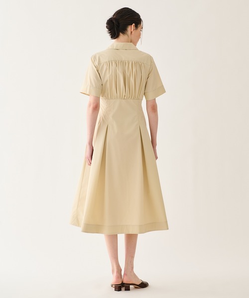 ESTNATION(エストネーション)の「ESTNATION / ギャザーシャツ フレアワンピース(ワンピース・レディース・ベージュ/ブラック・38/36)」の11枚目の写真