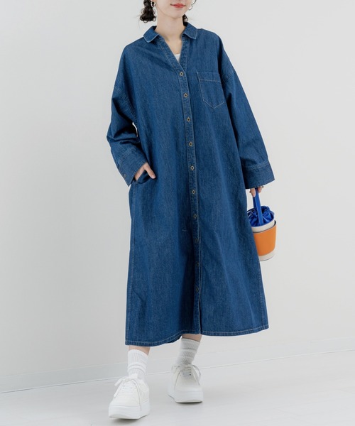 refinedworks(リファインドワークス)の「【refinedworks】爽やかな デニムロングワンピース(ワンピース・レディース・ブルー/ネイビー・FREE)」の10枚目の写真