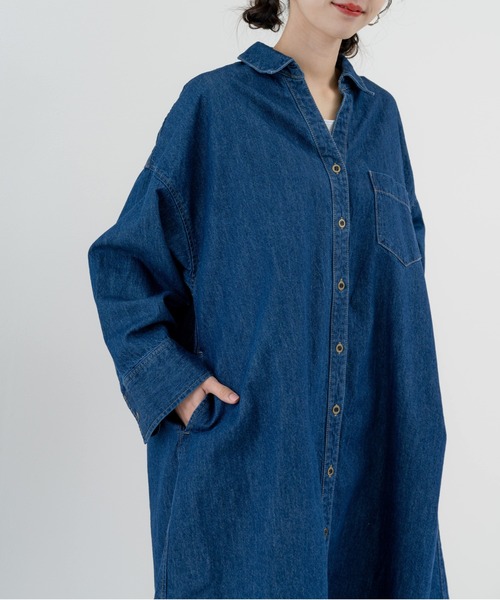 refinedworks(リファインドワークス)の「【refinedworks】爽やかな デニムロングワンピース(ワンピース・レディース・ブルー/ネイビー・FREE)」の20枚目の写真