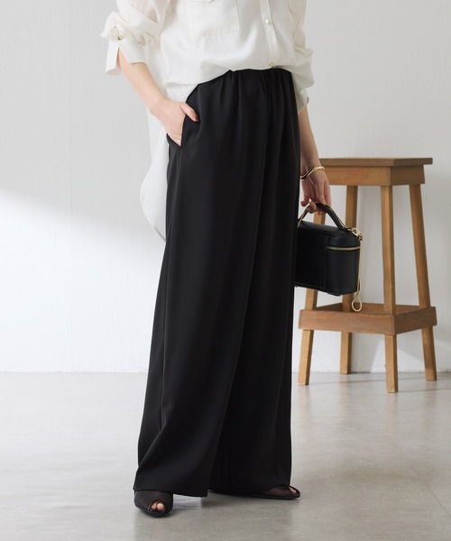 COLLAGE GALLARDAGALANTE（コラージュガリャルダガランテ）の「リラックスイージーパンツ/WEB限定（スラックス・レディース・ブラック/チャコールグレー・FREE）」の8枚目の写真