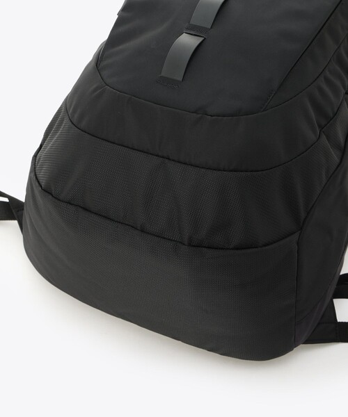 Columbia（コロンビア）の「撥水 新生活 30L リュック ／Columbia ペッパーロック30L バックパック 大容量 PC収納（15インチ対応）／コロンビア（バックパック/リュック・レディース・グレー/ブラック/ブラック×ブラック/パープル/グリーン・ONE SIZE）」の12枚目の写真