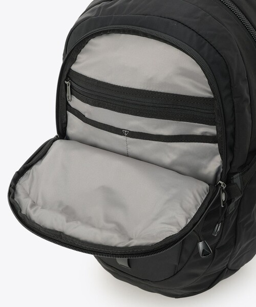 Columbia（コロンビア）の「撥水 新生活 30L リュック ／Columbia ペッパーロック30L バックパック 大容量 PC収納（15インチ対応）／コロンビア（バックパック/リュック・レディース・グレー/ブラック/ブラック×ブラック/パープル/グリーン・ONE SIZE）」の8枚目の写真