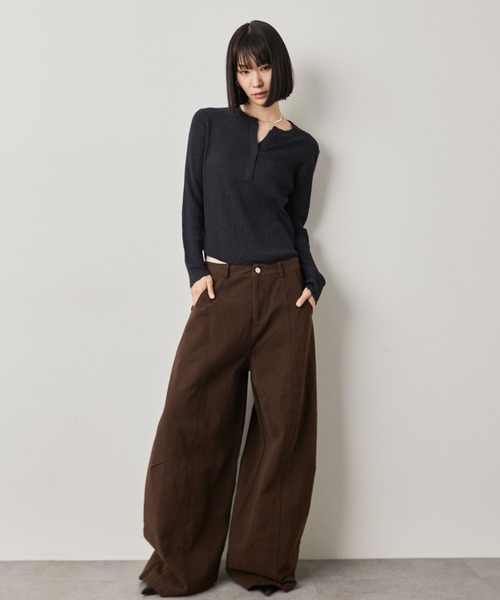 HANNE（アン）の「カーブシルエットパンツ（その他パンツ・レディース・ブラック/ブラウン・S/M）」の7枚目の写真