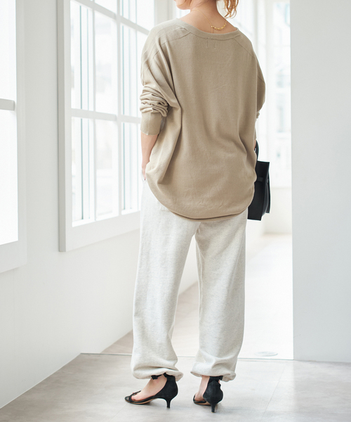 Spick & Span(スピックアンドスパン)の「《新色有り / 追加》コットンバルキーヤーンルーズVネックプルオーバー(ニット/セーター・レディース・ベージュ/グリーン/ホワイト・FREE)」の20枚目の写真