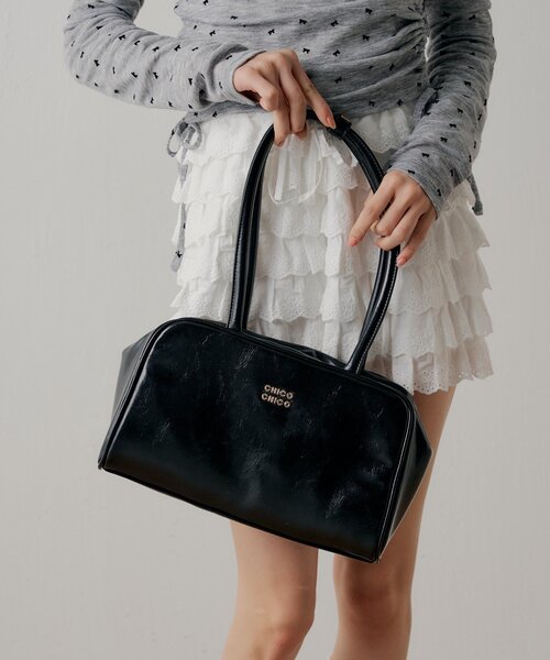 Chico(チコ)の「ロゴプレート付き横長ボストンバッグ(ボストンバッグ・レディース・ブラック/ホワイト/ベージュ系その他3/ピンク・FREE)」の9枚目の写真