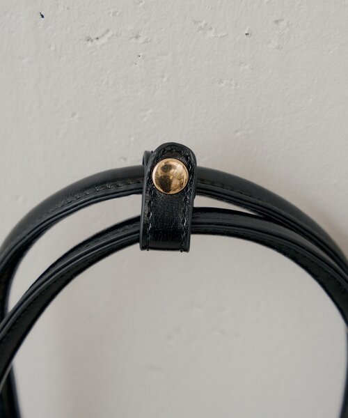 Chico(チコ)の「ロゴプレート付き横長ボストンバッグ(ボストンバッグ・レディース・ブラック/ホワイト/ベージュ系その他3/ピンク・FREE)」の14枚目の写真