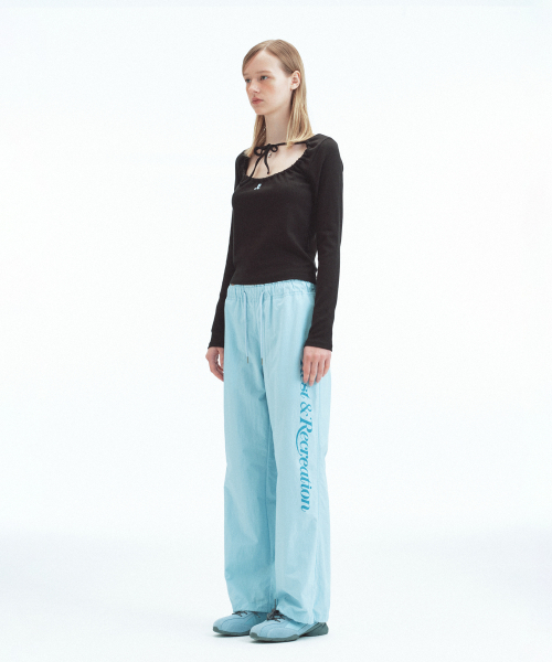 Rest&Recreation(レストアンドレクリエーション)の「TIE LONG SLEEVE TOP - BLACK(Tシャツ/カットソー・レディース・その他・ONE)」の4枚目の写真