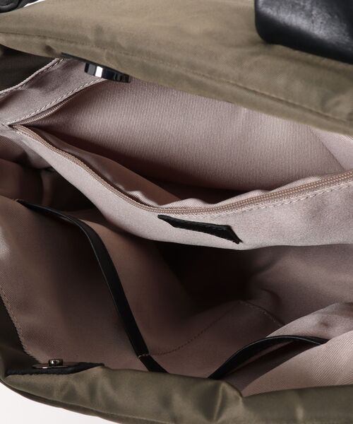 zucchero filato(ズッケロフィラート)の「リサイロン×レザー バッグ 軽量 撥水 耐久性 サスティナブル 11107(ハンドバッグ・レディース・ブラック/カーキ/グレー・FREE)」の9枚目の写真