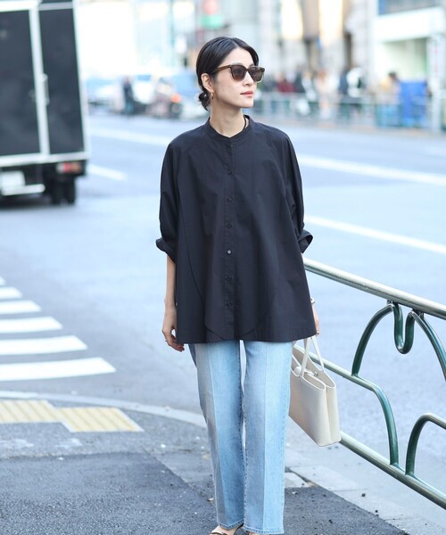 MAQWEL(マクウェル)の「【MAQWEL/マクウェル】ウォッシャブルバンドカラーラグランシャツ(シャツ/ブラウス・レディース・ブラック/サックスブルー/オフホワイト・FREE)」の10枚目の写真