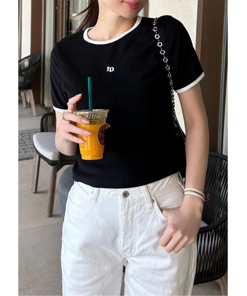LUDICRUM(ルーディクルム)の「LD Embroidery pile Tshirt(Tシャツ/カットソー・レディース・ホワイト×ブラック/ブラック×ホワイト/ブルー系・FREE)」の2枚目の写真