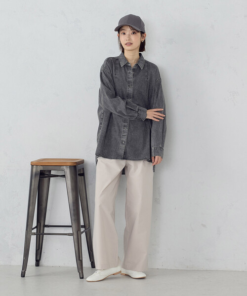 COMME CA ISM(コムサイズム)の「ビッグダンガリーシャツ(シャツ/ブラウス・レディース・グレー系その他/ブルー系その他・FREE)」の17枚目の写真
