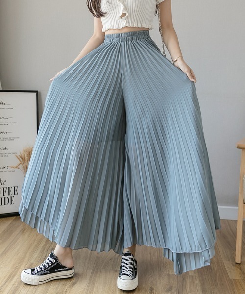 emi+（エミプラス）の「プリーツワイドスカパン（その他パンツ・レディース・ブルー/グレー/ブラック/パープル・FREE）」の4枚目の写真