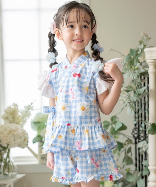 Catherine Cottage（キャサリンコテージ）の「フリル甚平【ZOZO限定先行予約受付中】（浴衣・キッズ・ホワイト×ブルー/サックスブルー系/ブルーパープル/ミント/ピンク系2/ピンク系1/ライトブルー/ライラック系1・120/110/100/90/130）」の5枚目の写真