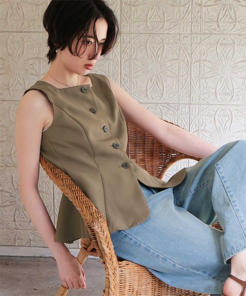 titivate(ティティベイト)の「リネンライクノースリーブジレ/トップス(Tシャツ/カットソー・レディース・ライトブラウン/サンドベージュ/ダークグレー/アイボリー・L/M/S)」の14枚目の写真