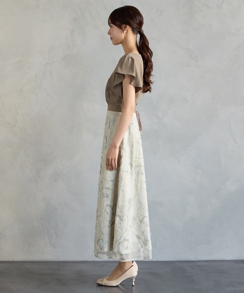 AIMER(エメ)の「ジョーゼットプリントモール刺繍フレアパーティードレス 結婚式 お呼ばれ ドレス 20代 30代(ドレス・レディース・イエロー/ラベンダー/ブルーグレー・MEDIUM)」の13枚目の写真