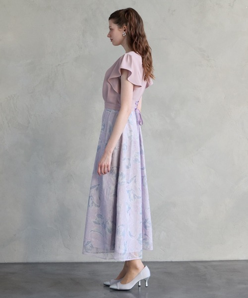 AIMER(エメ)の「ジョーゼットプリントモール刺繍フレアパーティードレス 結婚式 お呼ばれ ドレス 20代 30代(ドレス・レディース・イエロー/ラベンダー/ブルーグレー・MEDIUM)」の10枚目の写真