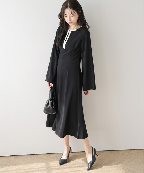 SUGAR BISKET(シュガービスケット)の「配色キーネックロングワンピース(ワンピース・レディース・ネイビー/ブラック/ベージュ・M/L)」の5枚目の写真