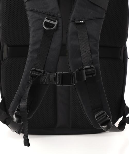 Aer(エアー)の「Aer(エアー)City Pack Pro2 20L X-Pac AER-29063(バックパック/リュック・メンズ・ブラック・F)」の11枚目の写真