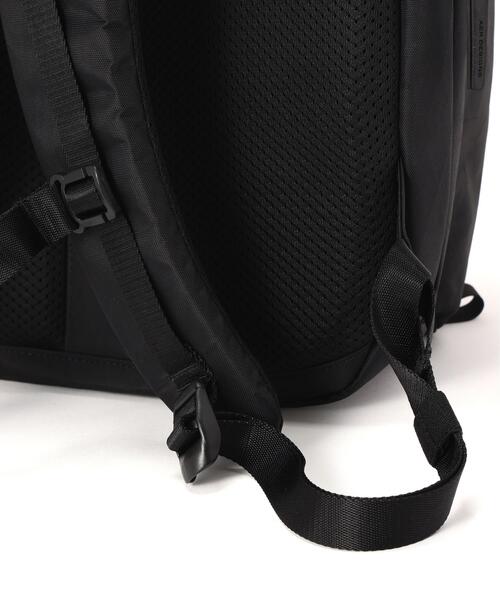 Aer(エアー)の「Aer(エアー)City Pack Pro2 20L X-Pac AER-29063(バックパック/リュック・メンズ・ブラック・F)」の2枚目の写真